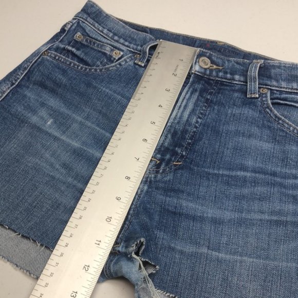 VINTAGE LUCKY BRAND JEAN CUTOFFS  4/27 🍀 - Picture 8 of 9